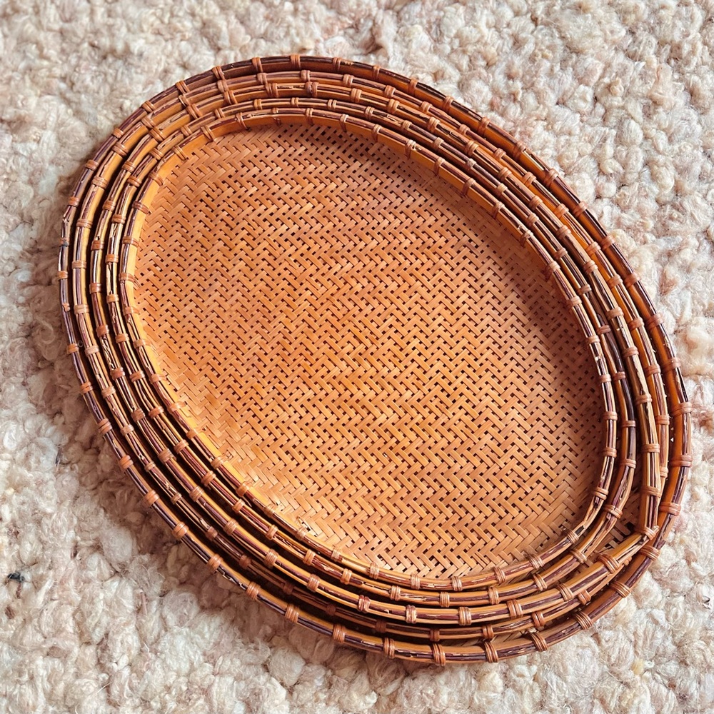 Set of 5 Vintage Woven Wicker Oval Nesting Trays Baskets for Table or Wall Decor